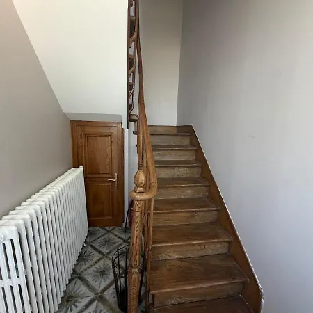 Les Pensees - Duplex Tres Confortable 2 Chambres, 1 Salle De Bain 2 Wc 1Er Etage D'Une Maison Parking Public En Face A 1 Km Bayeux 15 Km De La Mer Proche Plages Du Debarquement *