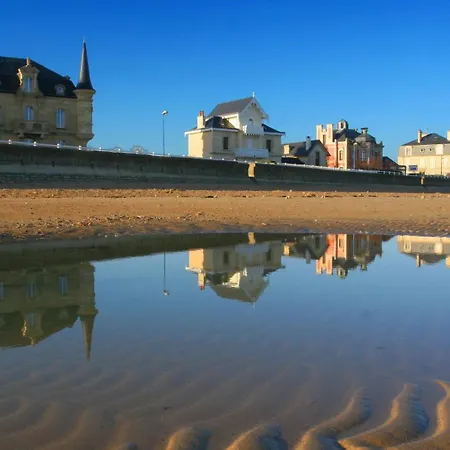 Les Pensees - Duplex Tres Confortable 2 Chambres, 1 Salle De Bain 2 Wc 1Er Etage D'Une Maison Parking Public En Face A 1 Km Bayeux 15 Km De La Mer Proche Plages Du Debarquement * Saint-Vigor-le-Grand